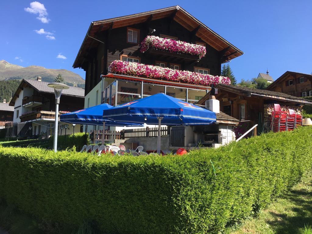 Hotel Haus Muehlebach Ernen ภายนอก รูปภาพ