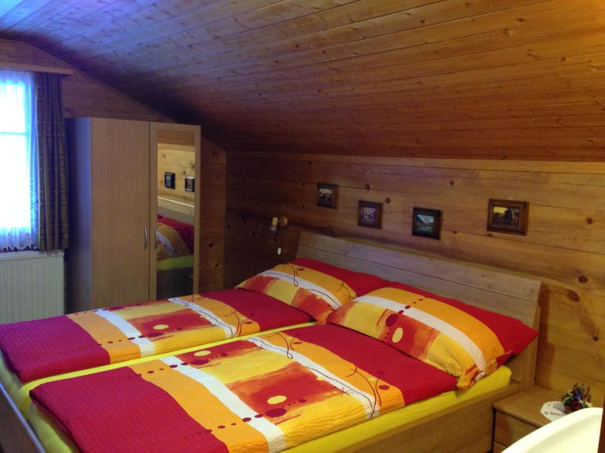 Hotel Haus Muehlebach Ernen ภายนอก รูปภาพ